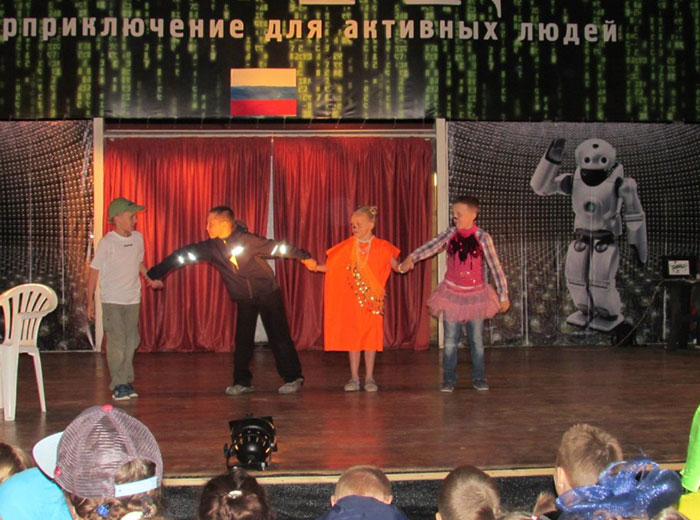 Но, несмотря на своеобразный подход к каждой сказке, мы смогли запечатлеть все выступления в полной красе!