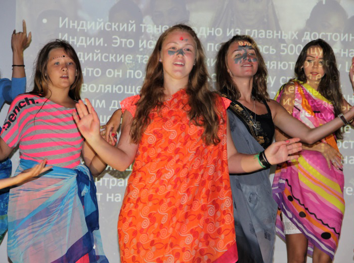 …с ее удивительной культурой и древними традициями!