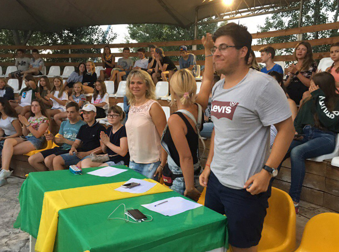 … совсем не отражали атмосферу напряженности, сложившуюся на ипподроме… И вряд ли представители разных религий готовы примириться друг с другом