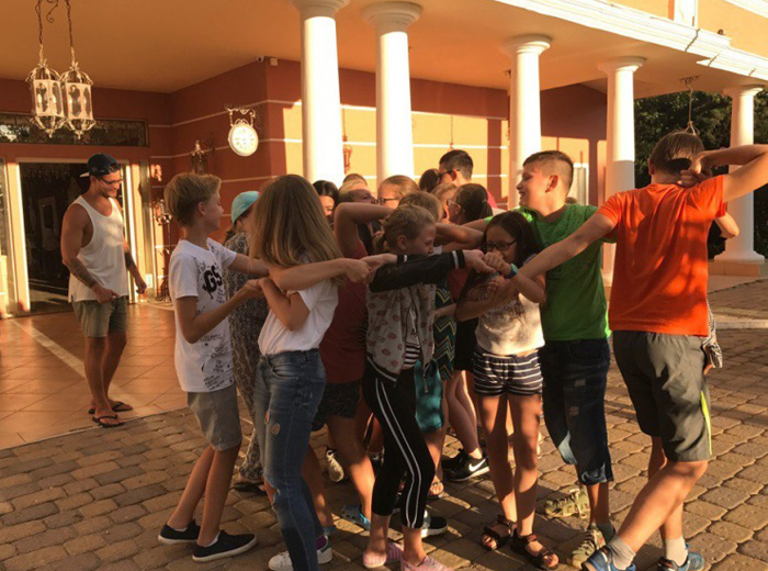 Вновь культурные традиции разных семей оказывались большим подспорьем в задачах империи.