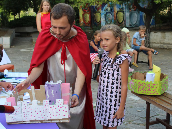 Одним из испытаний стало создание макета Старого Форта, который жюри оценивало по следующим критериям:  креативный подход, презентация работы и, конечно же, ее функциональное назначение!