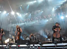 группа Apocalyptica на рок фестивале в Хельсинки