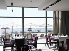 Столики в ресторане Otrant Beach 4*