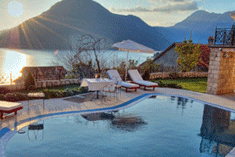 Отпуск в Черногории пройдет отлично в отеле Per Astra с бассейном