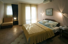 Просторный апартамент в отеле "Адрович" в Черногории