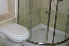 Чистая и качественная сантехника в ванной комнате