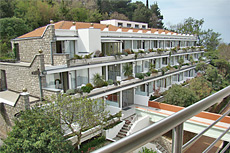 Вид на отель Riviera