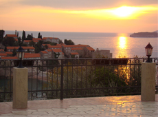  Закат на Черном море с террасы виллы «Диана»