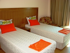  Две раздельные кровати в номере отеля