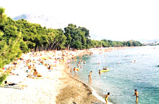 Песчаный пляж Черногории в 5 минутах от дома в Баре
