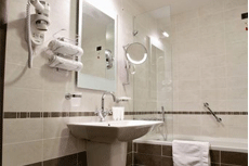  Стильная ванная комната в отеле "Монте Каса"