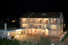  Семейный отдых в Черногории можно провести в отеле «Петрити»