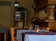 Уютный ресторанчик в отеле Петроваца