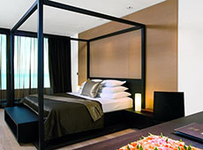 Комфортные кровати в номерах отеля