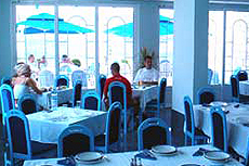  Зал ресторана на вилле "Византия" в Черногории