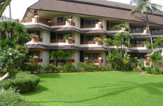  Славный и светлый, трехзвездочный отель «Aloha Resort»
