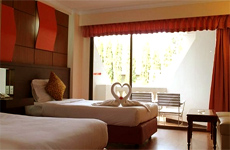  В отеле 168 standard rooms, 48 superior rooms,8 deluxe rooms, 2 suites