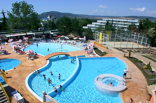 Молодежный отдых в Болгарии в отеле ".СОМ"