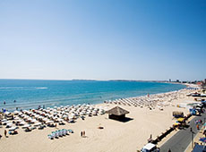 Песчаный пляж Болгарии у отеля «Еврика Бич Клуб»