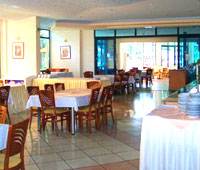 Столики в ресторане отеля «Калиакра Палас»