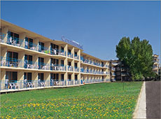 Корпуса отеля «Континенталь» на курорте Солнечный берег