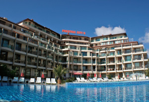 Отель с бассейном у моря в Болгарии «Престиж Сити» 