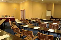 Просторный конференц-зал в отеле Riu Helios Bay