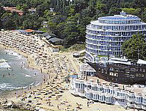 Песчаный пляж Болгарии у отеля «Сириус Бич» 
