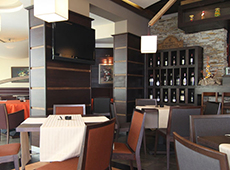 Выбор болгарских вин в ресторане отеля «Виктория»