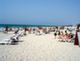 В ОАЭ на публичных пляжах появились знаки, запрещающие бикини